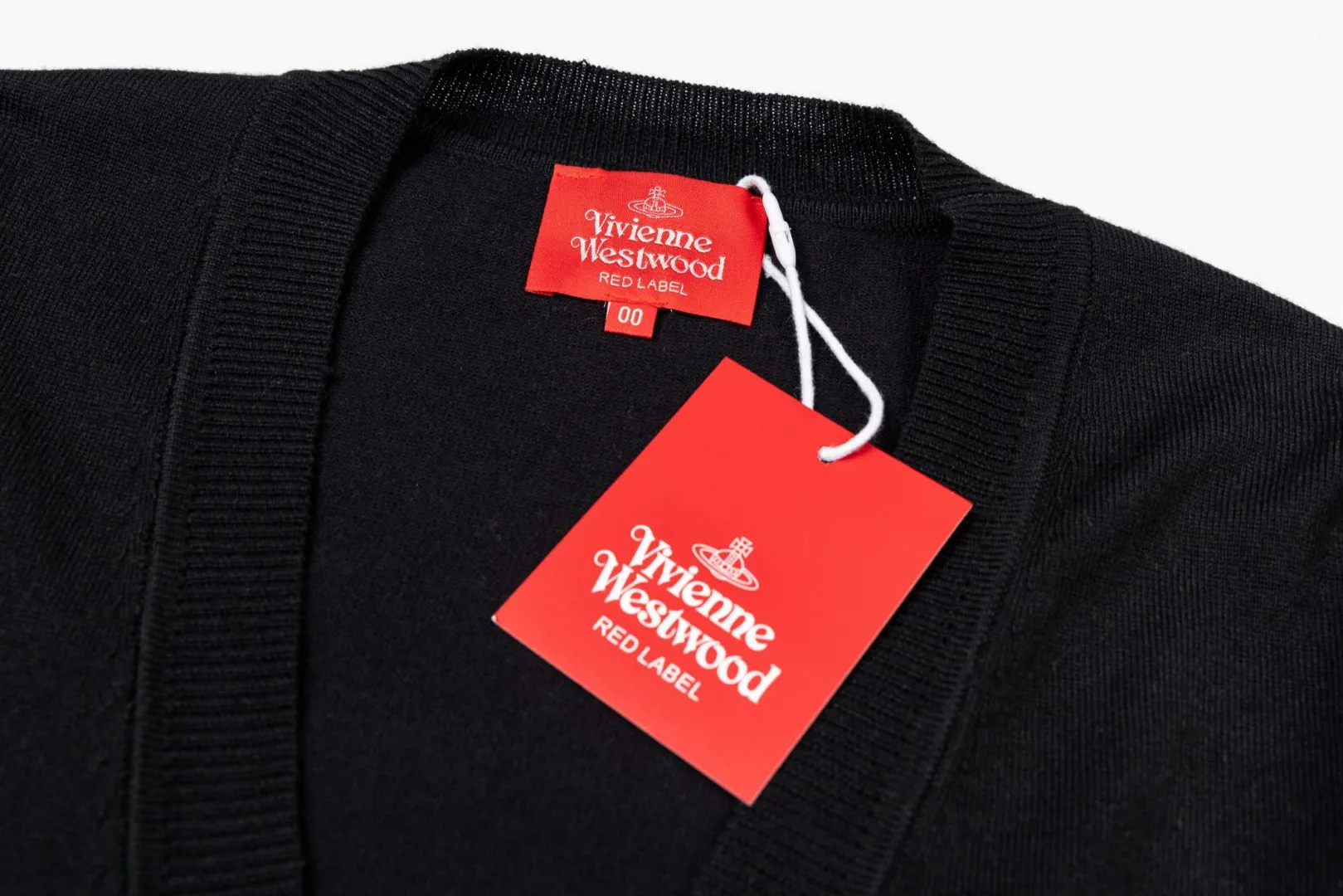 VIVI198# vivienne west wood 25FW new Tokyo red label cardigan, classic and versatile, looks taller and slimmer Size: 1 size (85-110 catties) 2 size (110-130 catties) 3 size (130-150 catties) Color: Gray Apricot Black